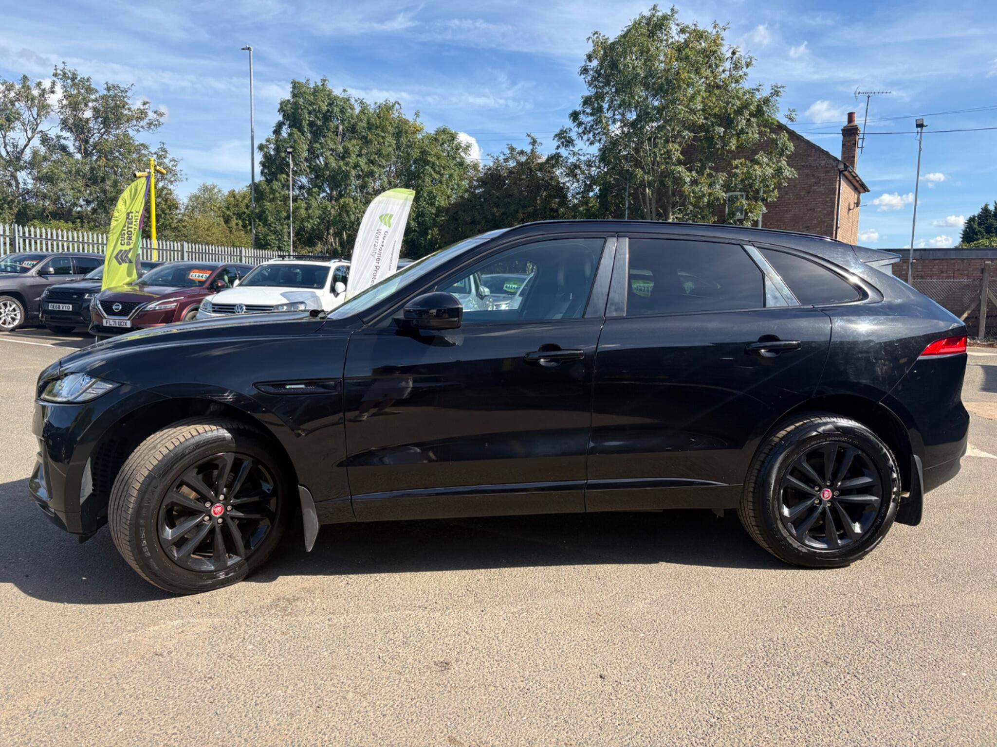Jaguar F-Pace view 5
