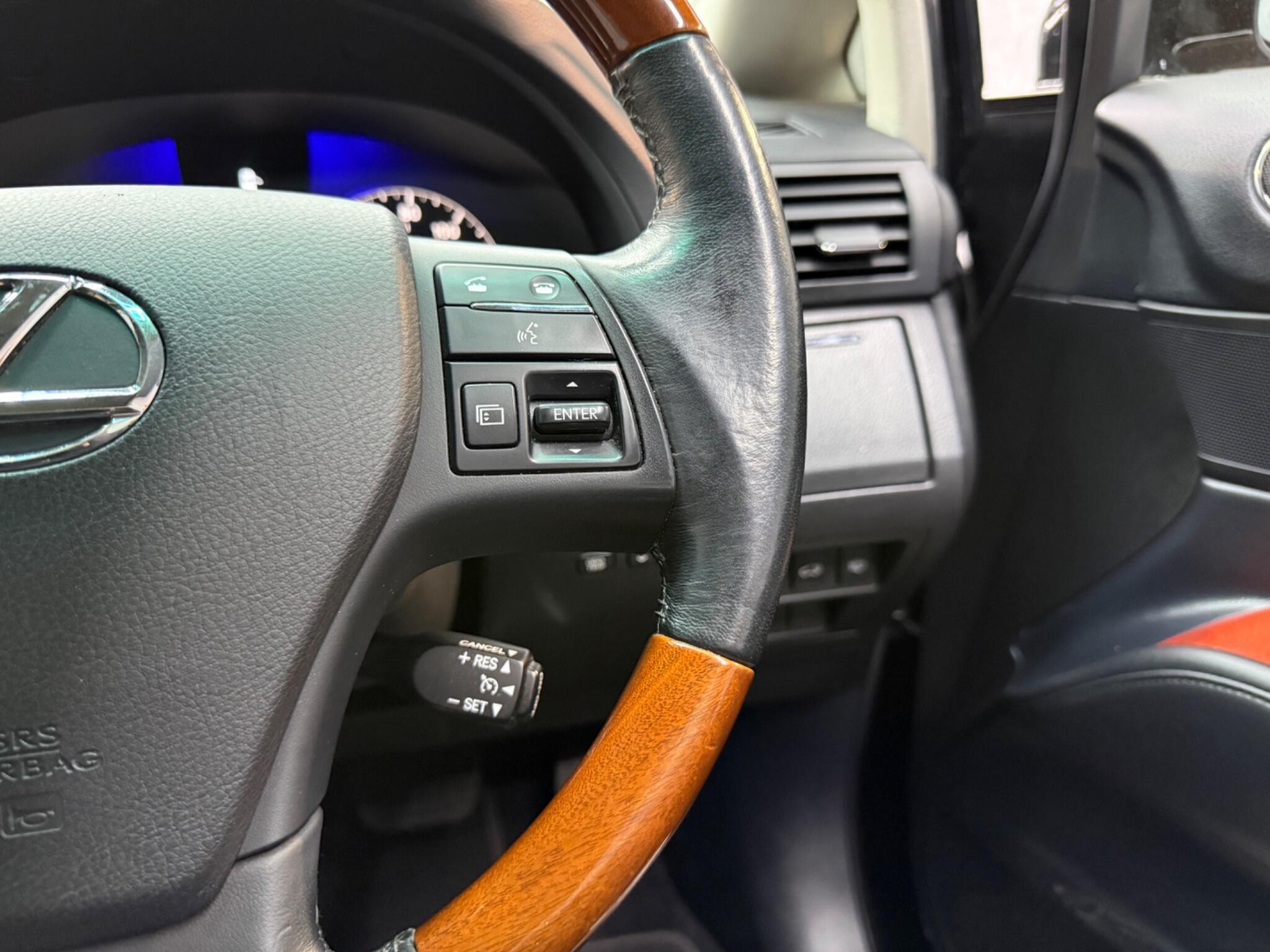 Lexus RX view 10