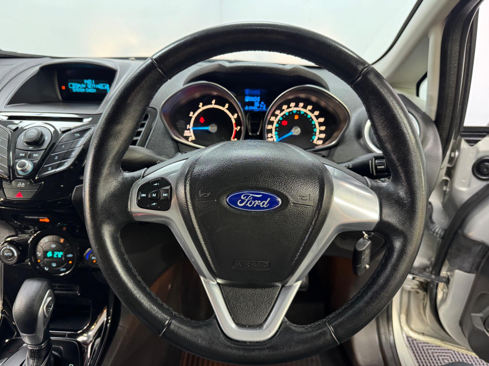 Ford Fiesta view 32
