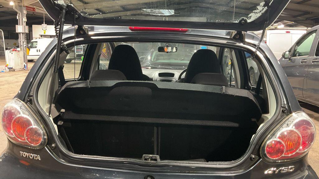 Toyota Aygo view 17
