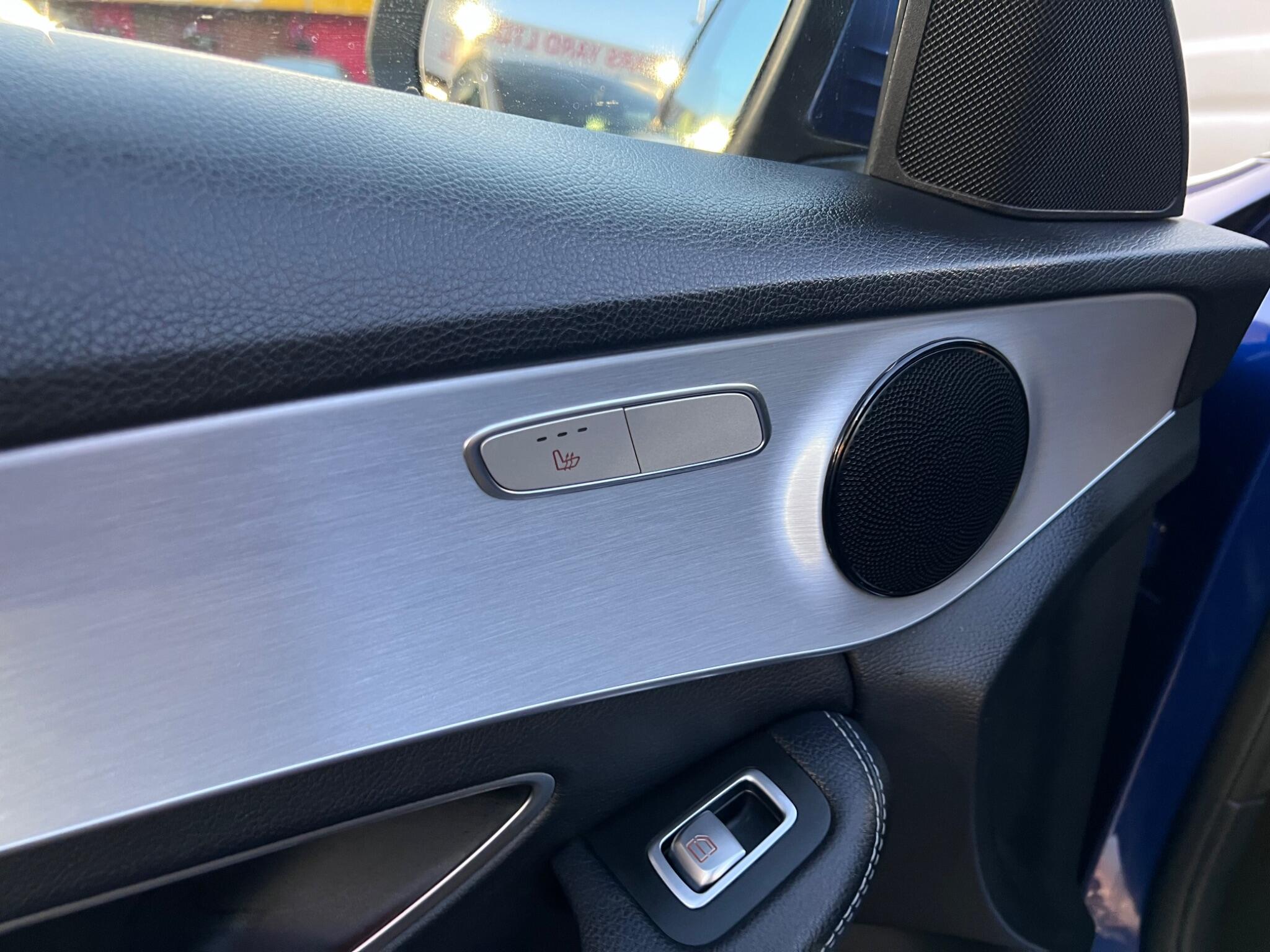Mercedes-Benz C Class view 37