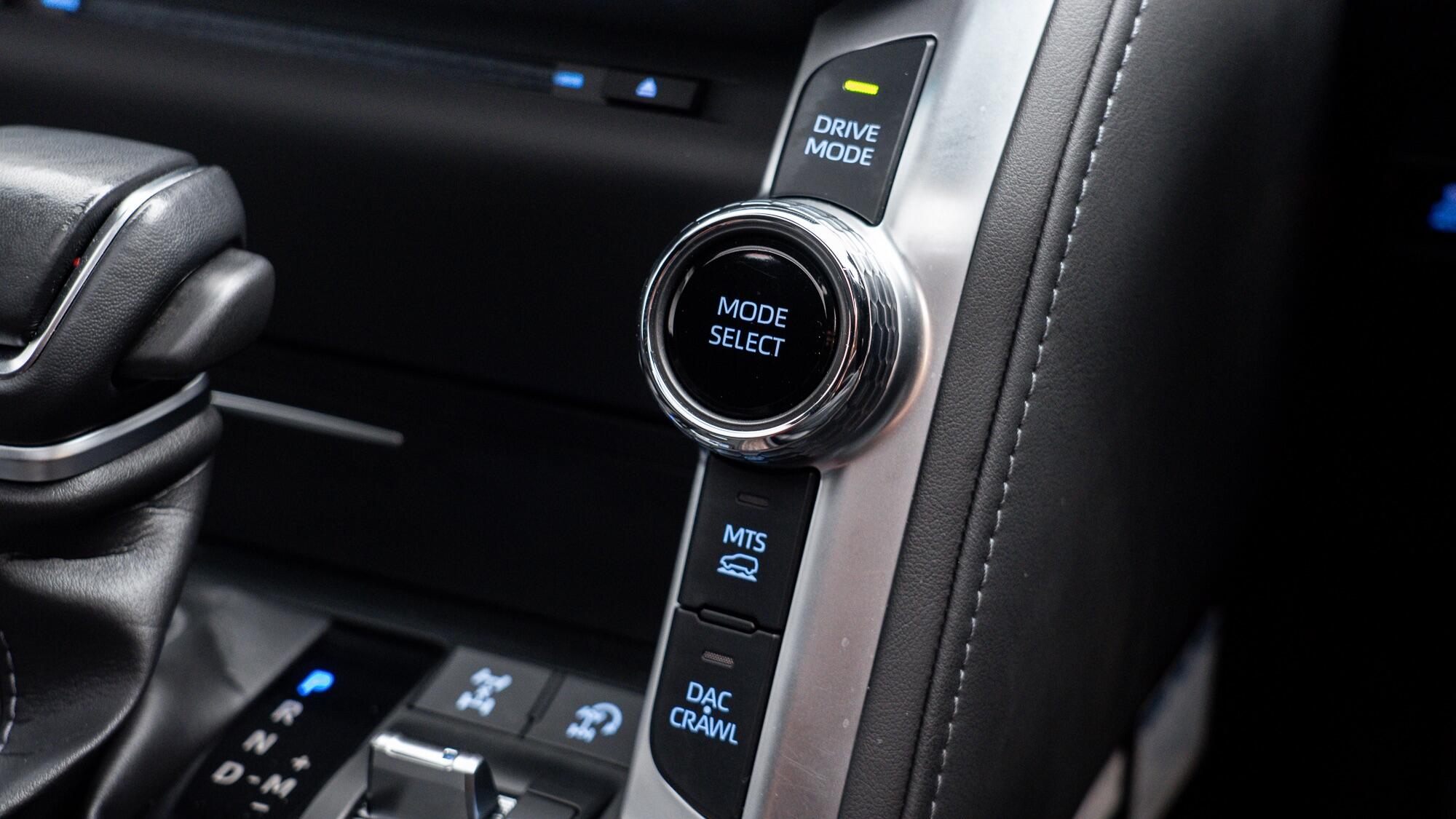 Toyota Land Cruiser view 27