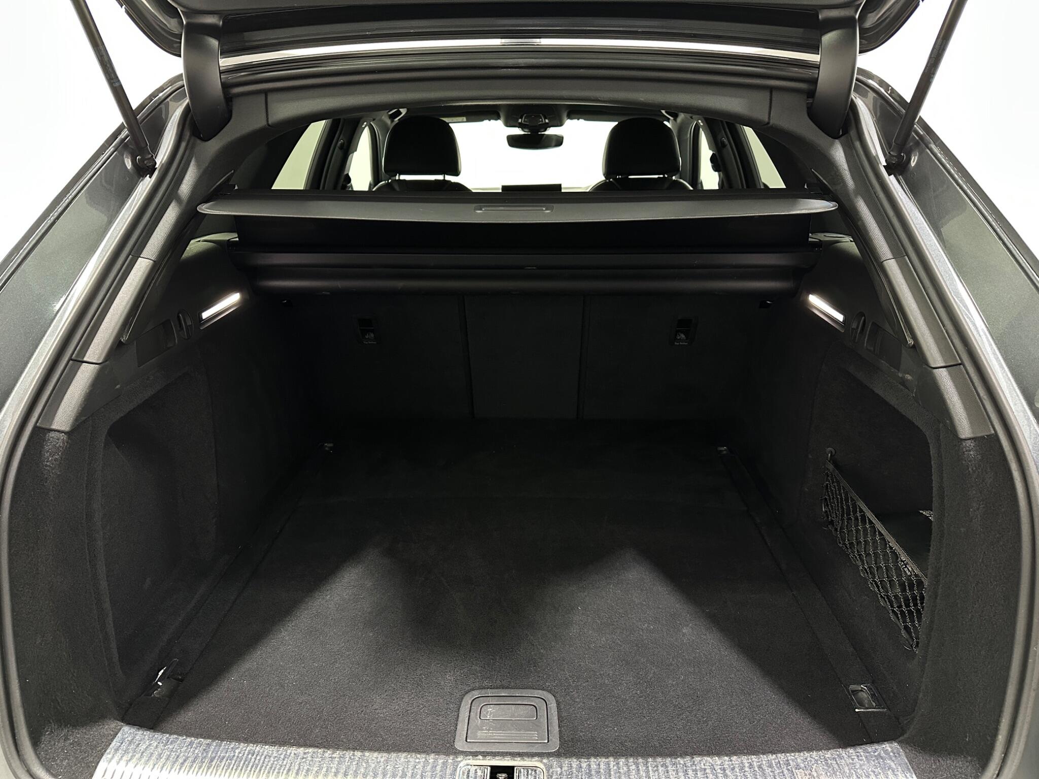 Audi A4 view 47