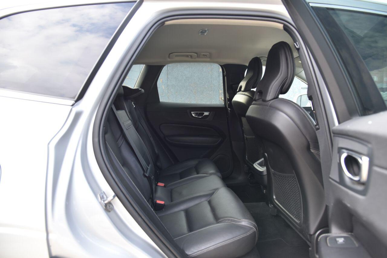 Volvo XC60 view 25