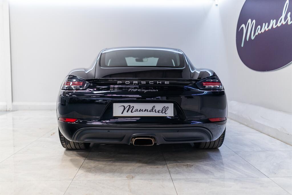 Porsche Cayman view 6