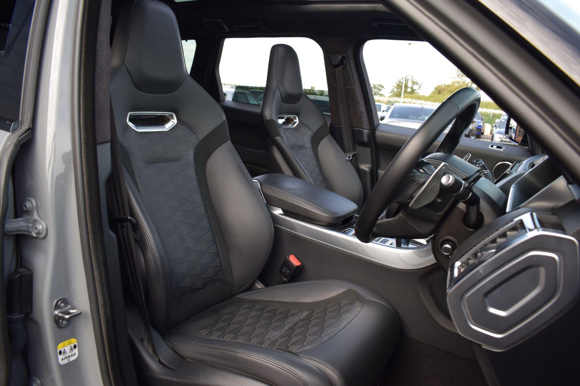 Land Rover Range Rover Sport view 14