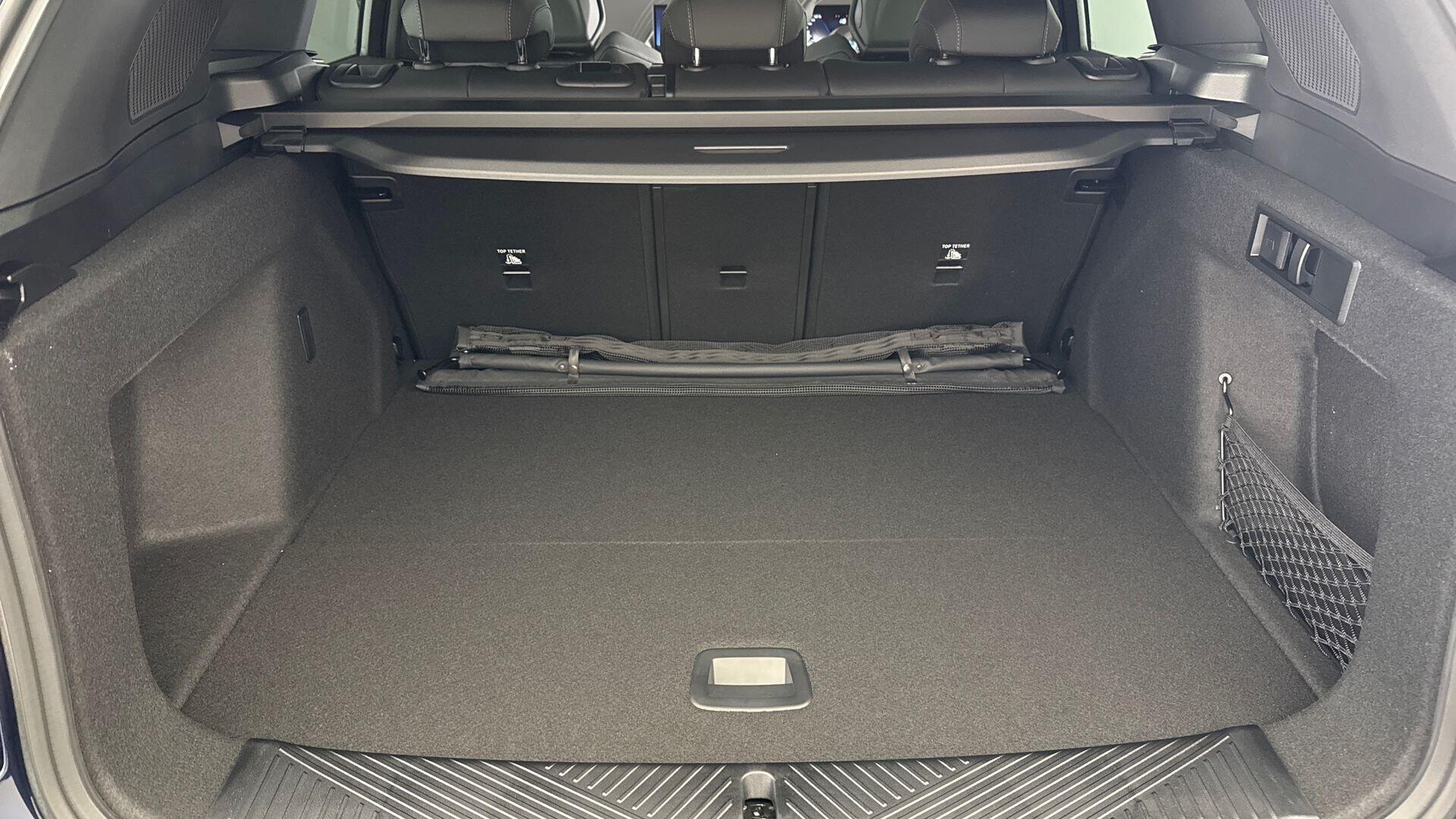 BMW X3 view 13