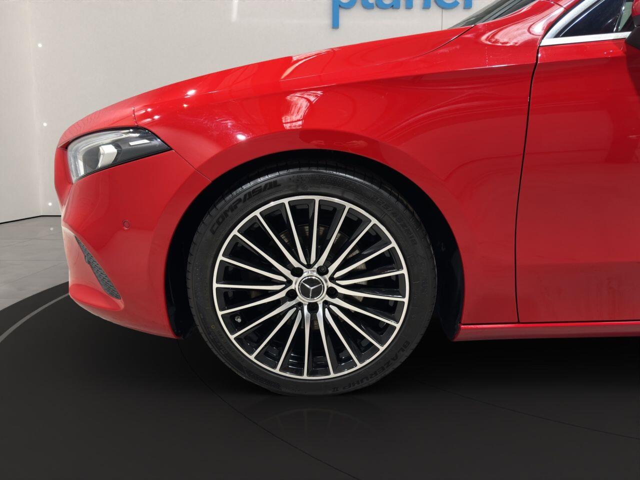 Mercedes-Benz A-Class view 38