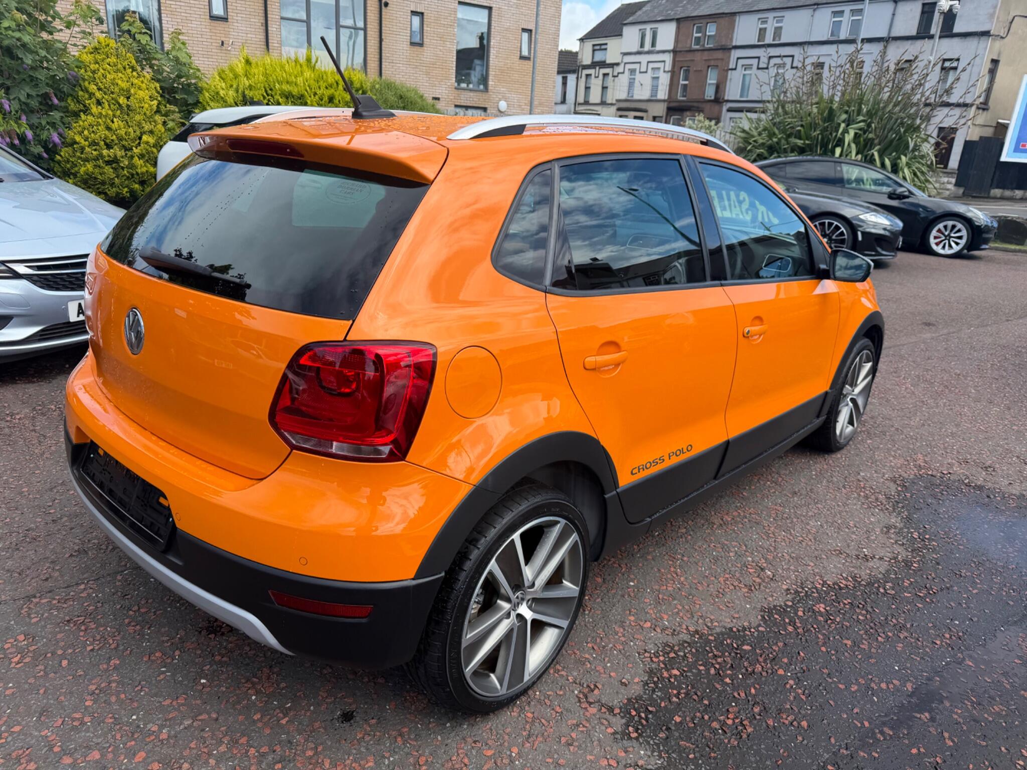 Volkswagen Polo view 7