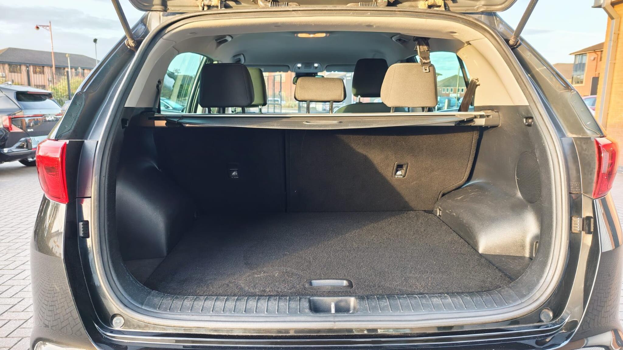 Kia Sportage view 7