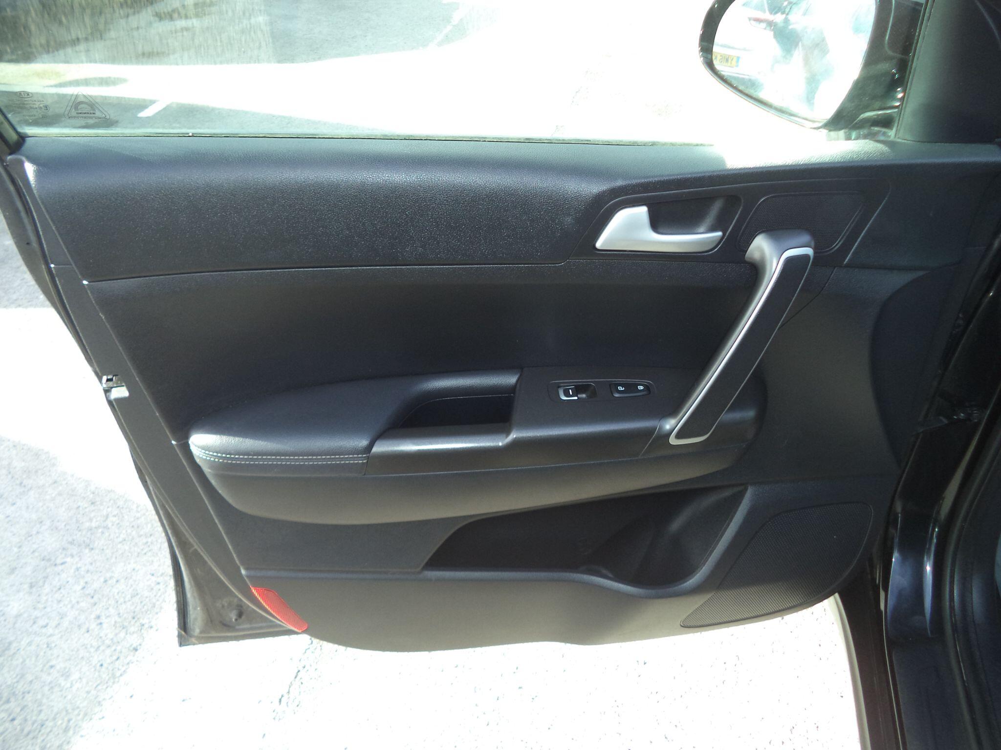 Kia Sportage view 24