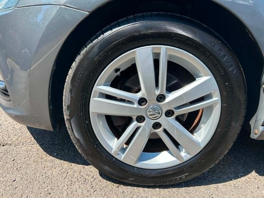 Volkswagen Polo view 19