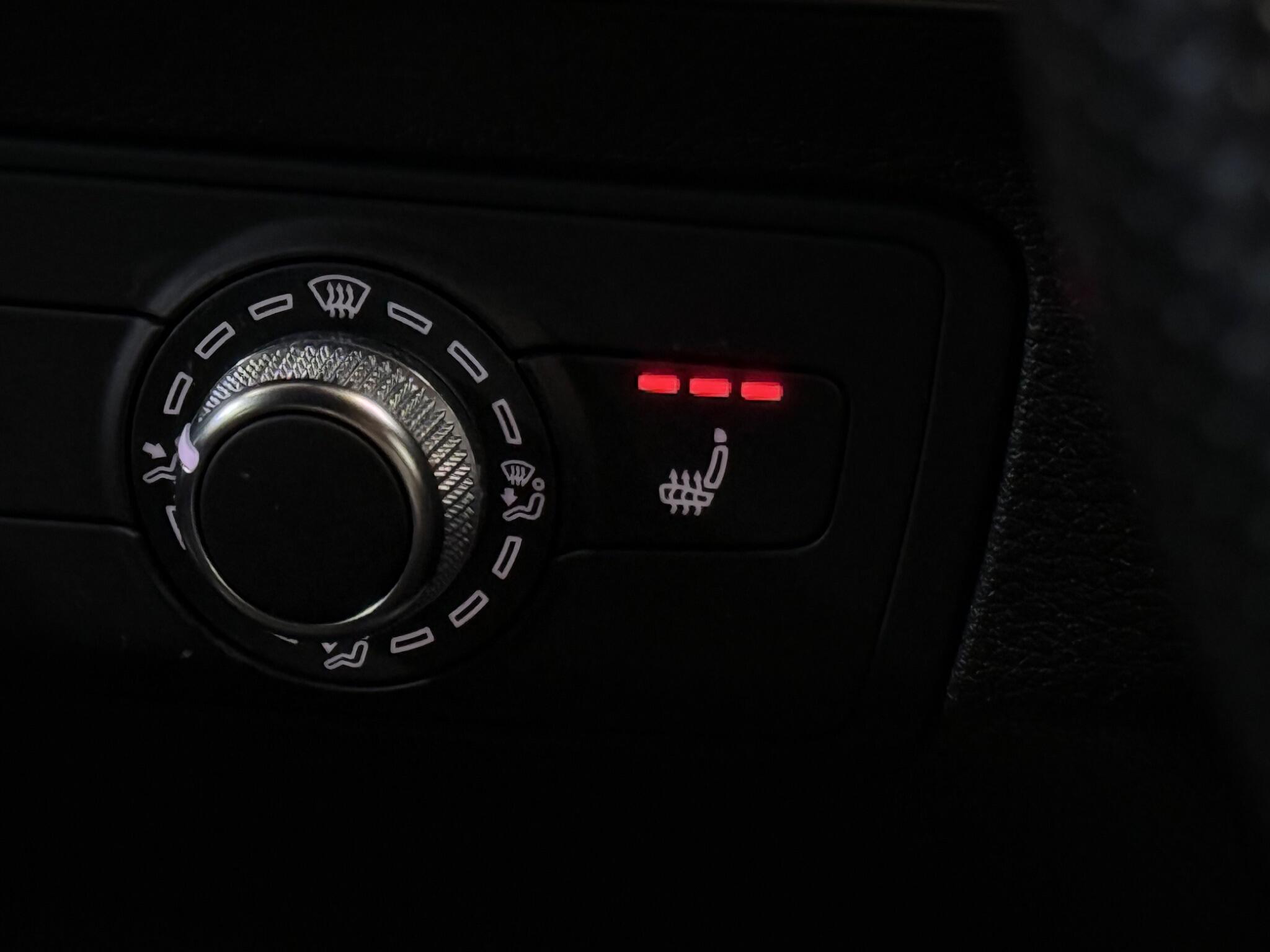 Audi Q2 view 23