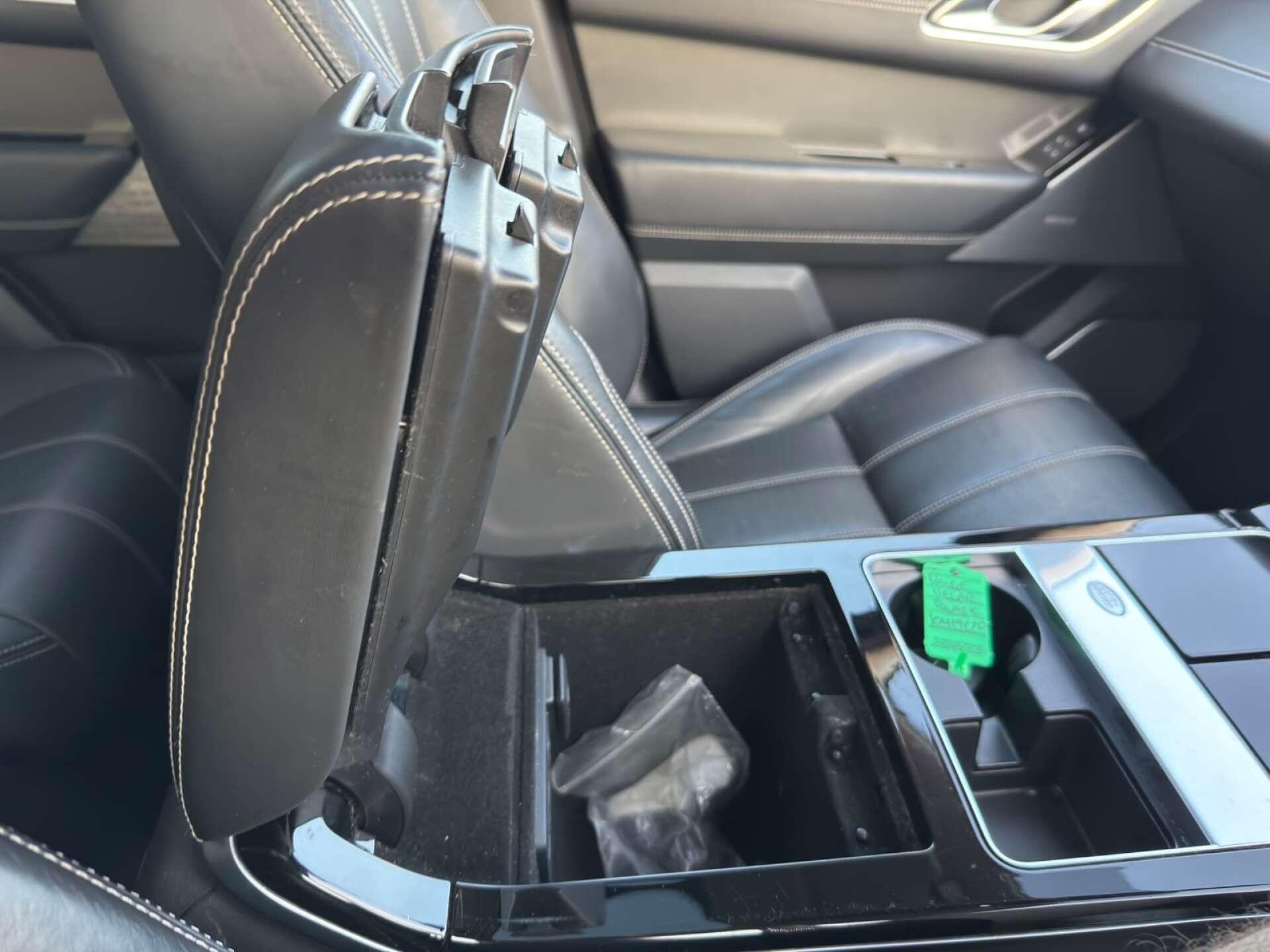 Land Rover Range Rover Velar view 65
