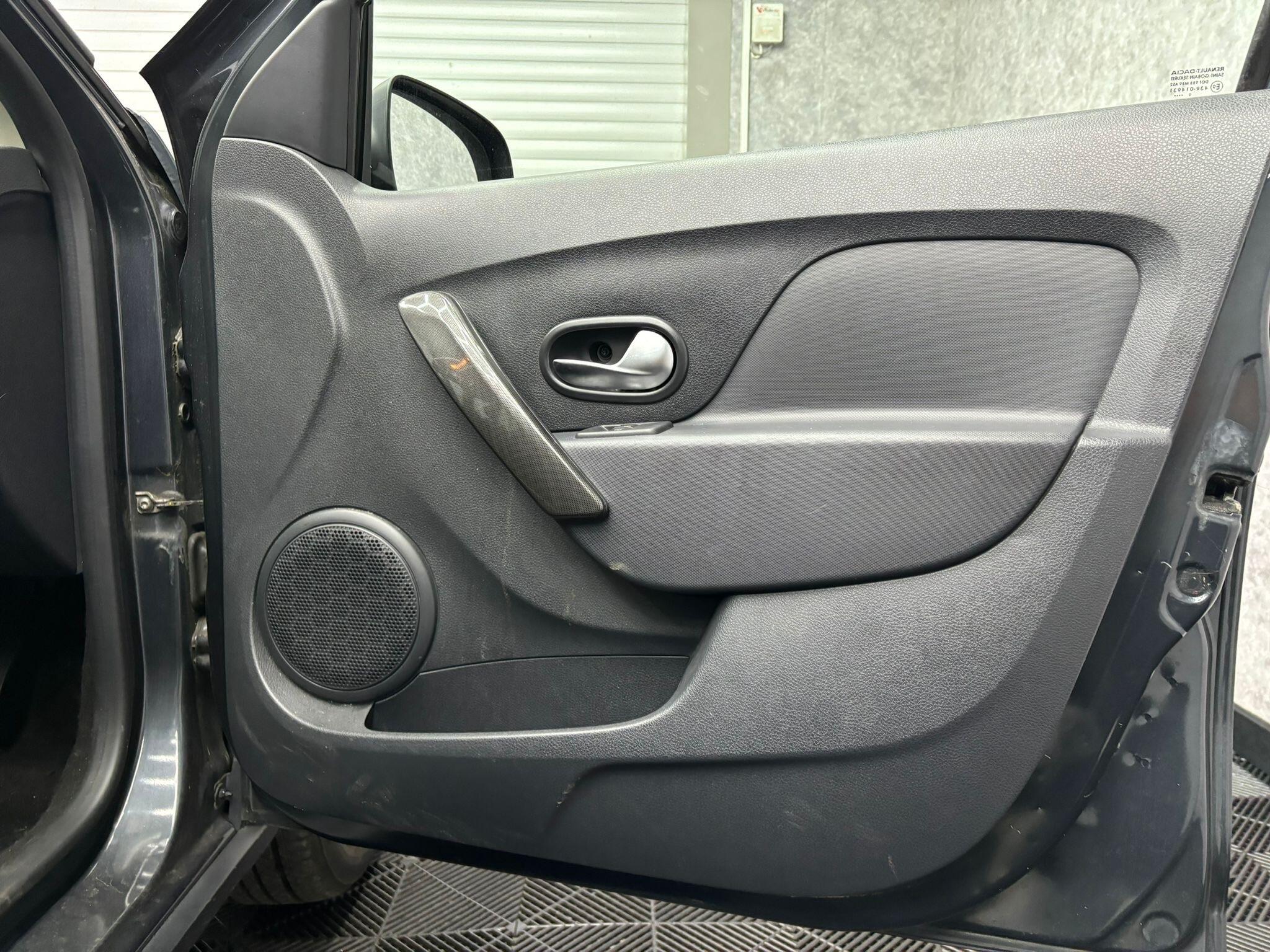 Dacia Sandero Stepway view 19