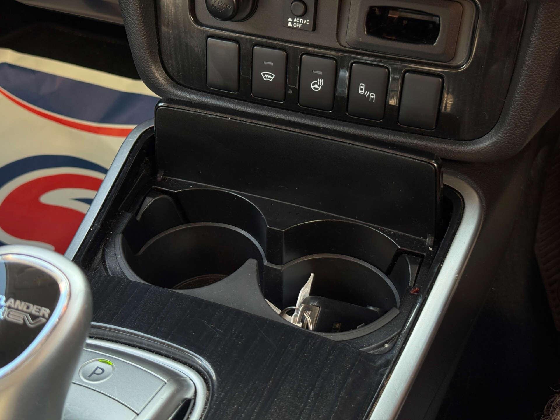Mitsubishi Outlander view 59