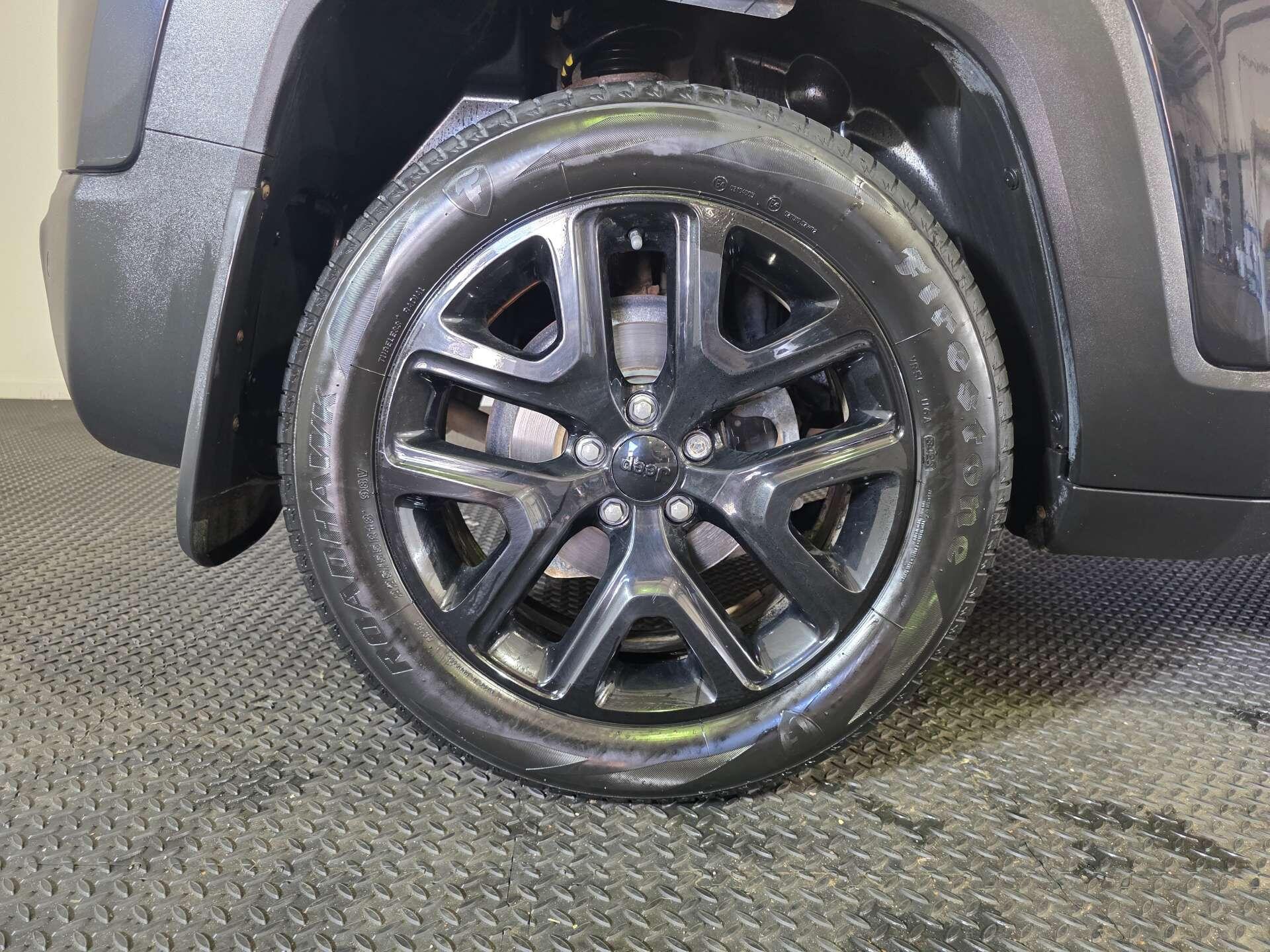 Jeep Renegade view 52