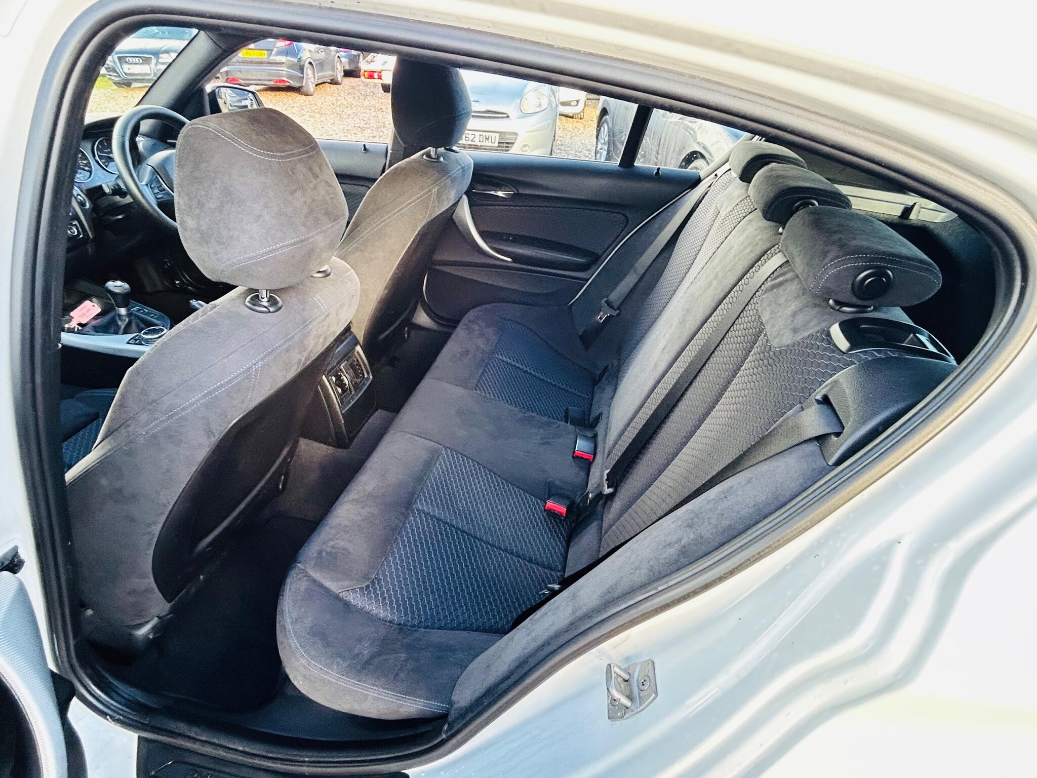 BMW 1 Series view 12