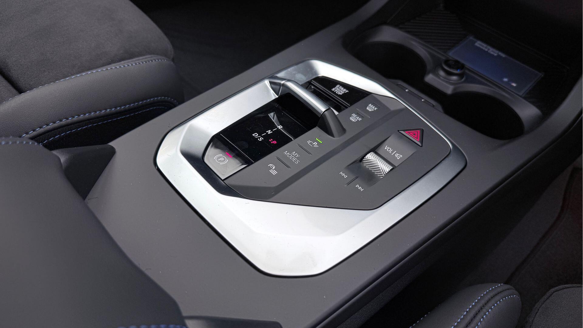 BMW 1 Series view 10