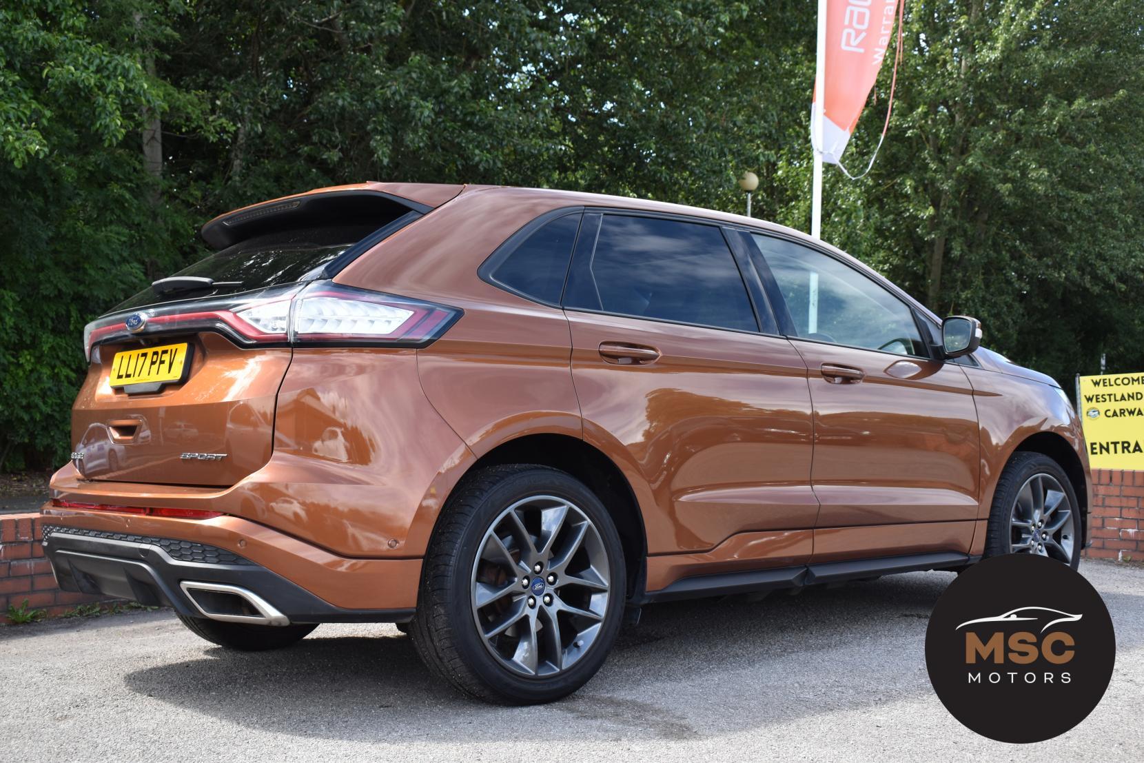 Ford Edge view 20