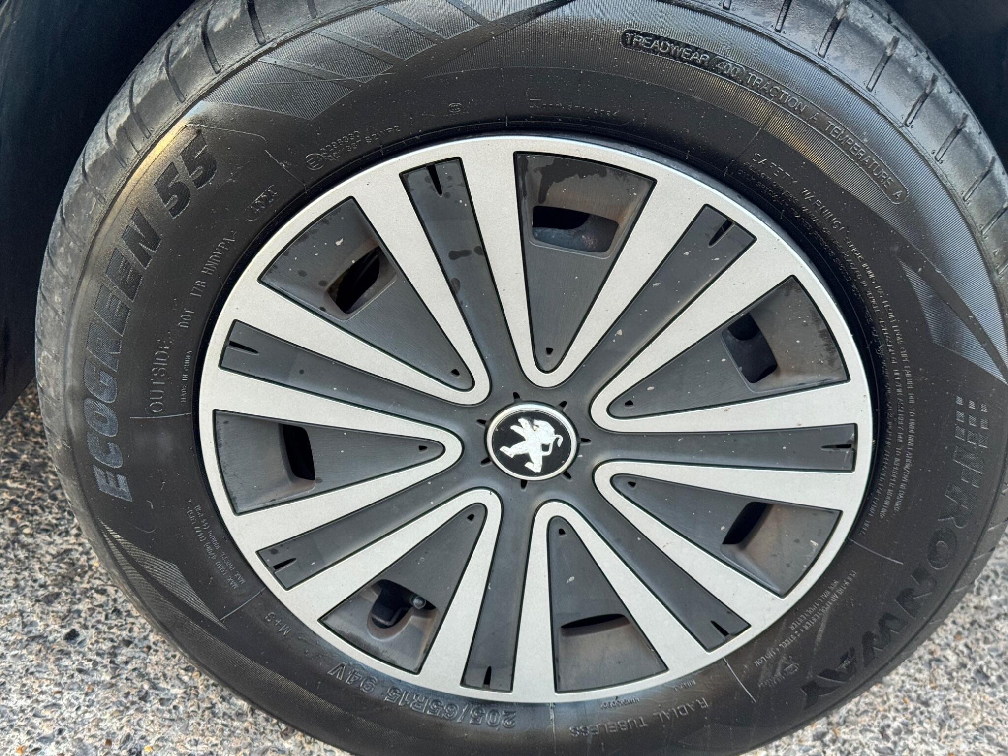 Peugeot Partner Tepee view 35