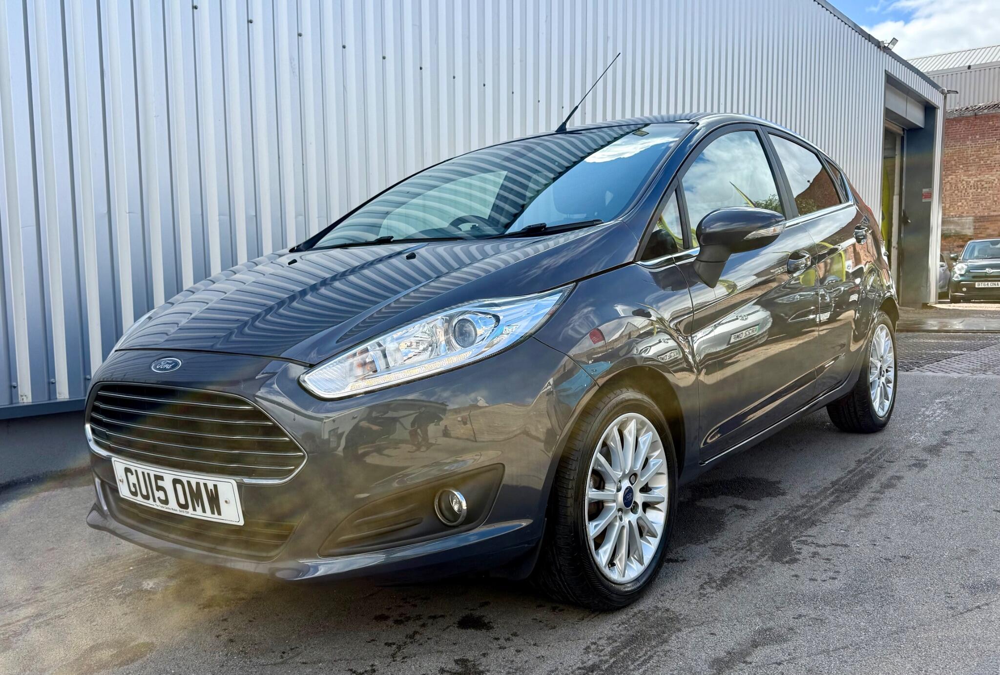 Ford Fiesta view 6