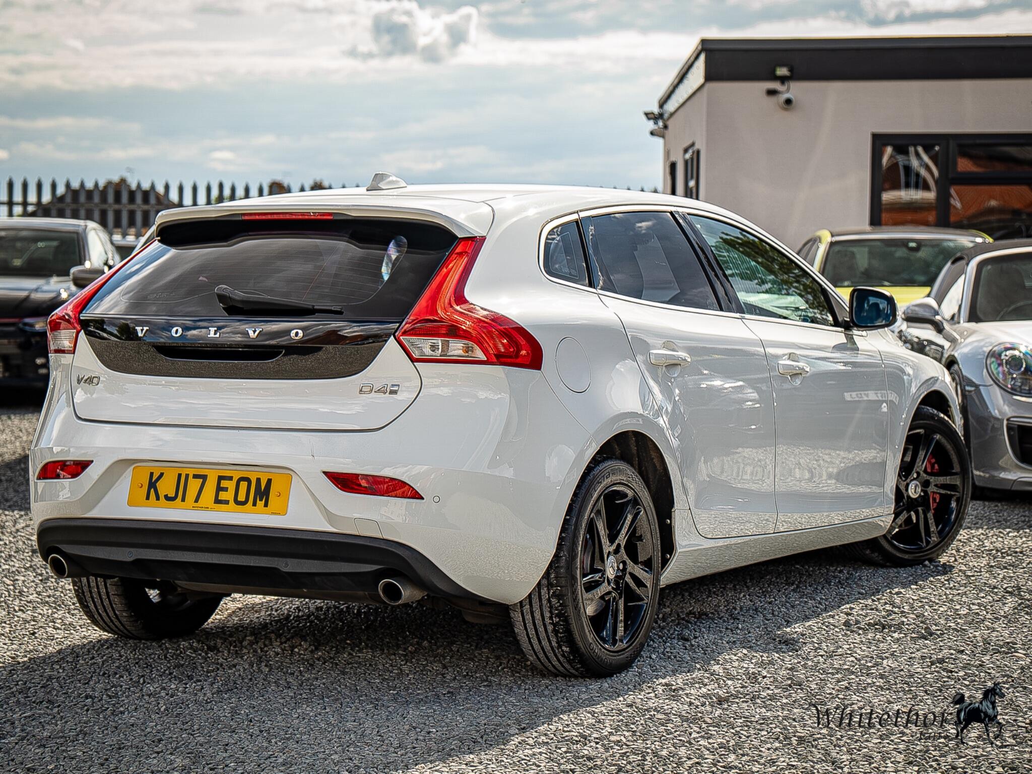 Volvo V40 view 6