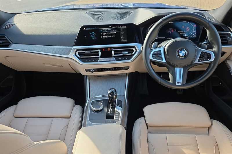 BMW 3 Series view 12