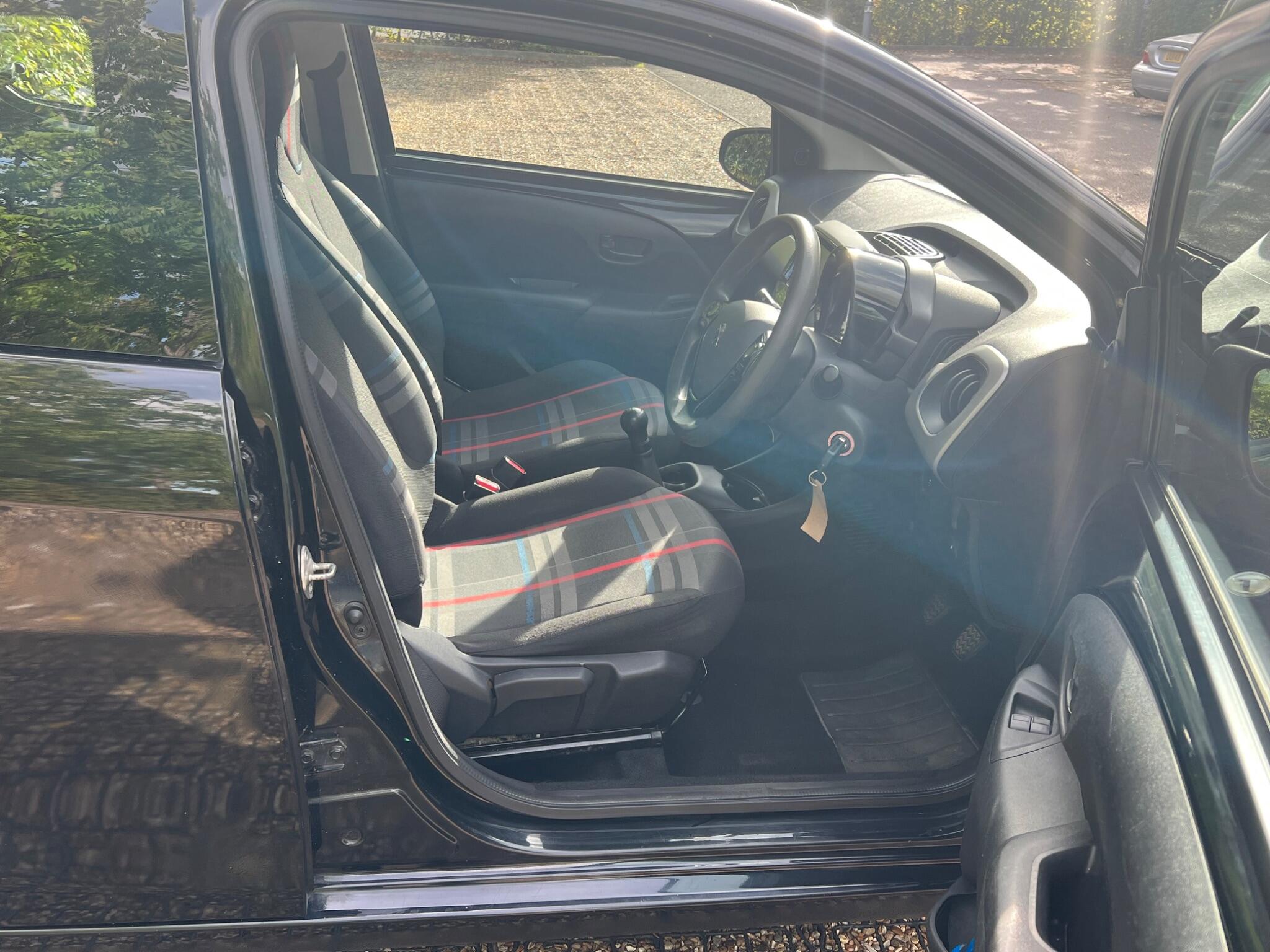 Peugeot 108 view 14
