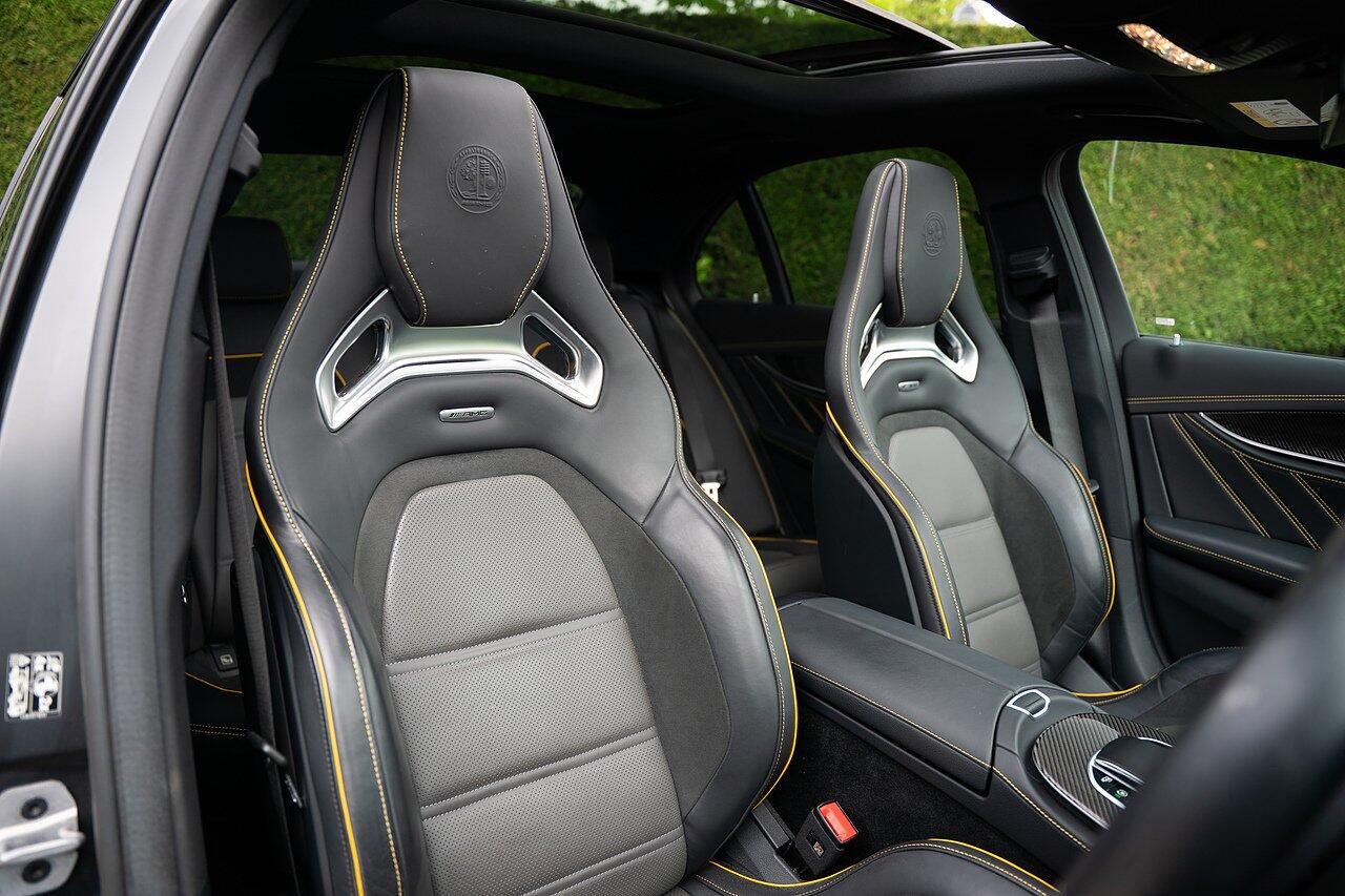 Mercedes-Benz E-Class view 2