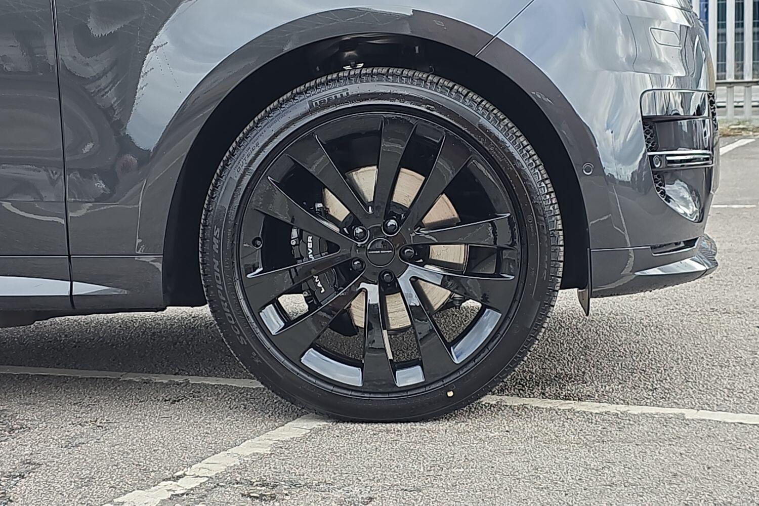 Land Rover Range Rover Sport view 8