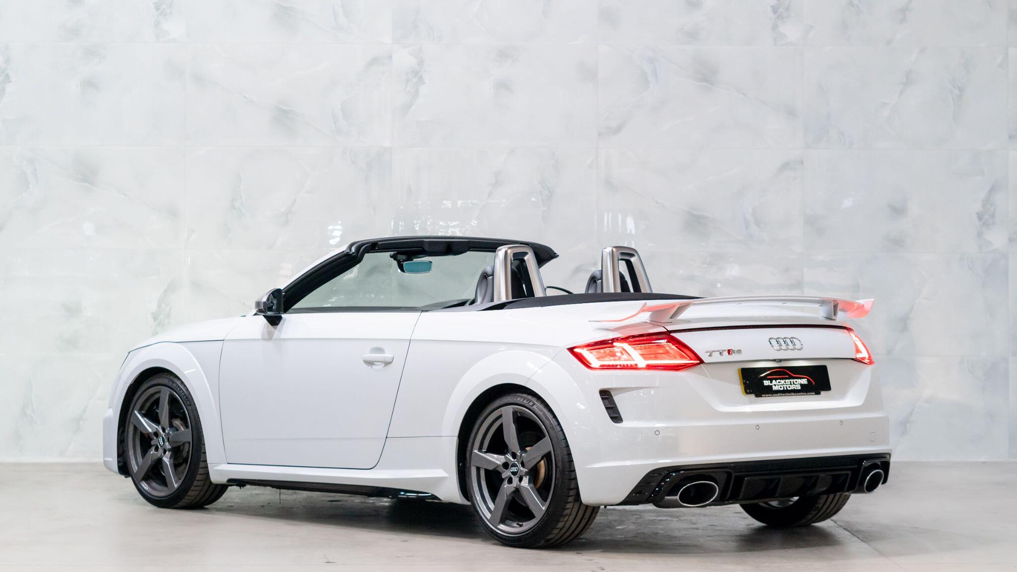 Audi TT RS view 5