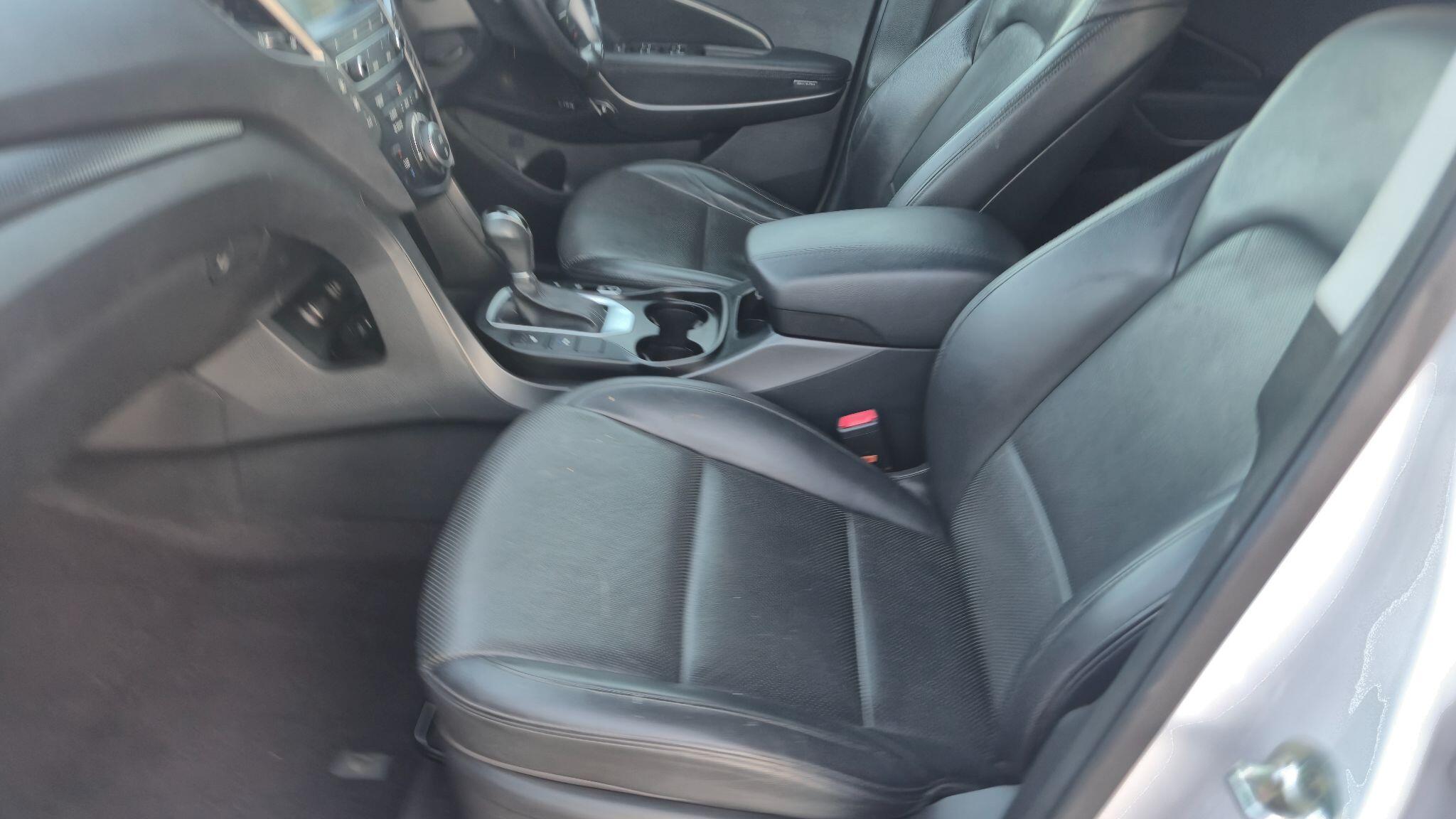 Hyundai Santa Fe view 21