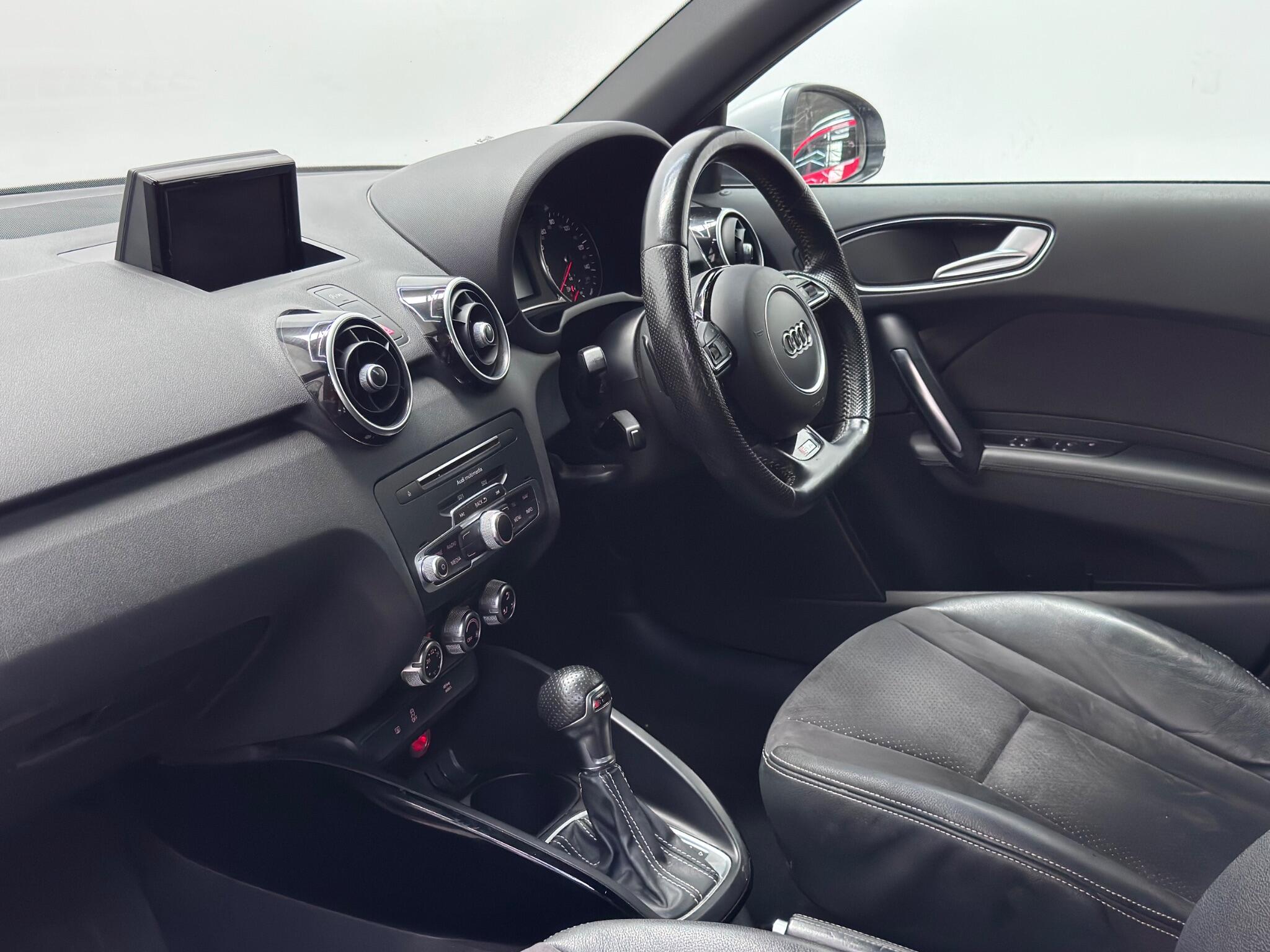 Audi A1 view 45