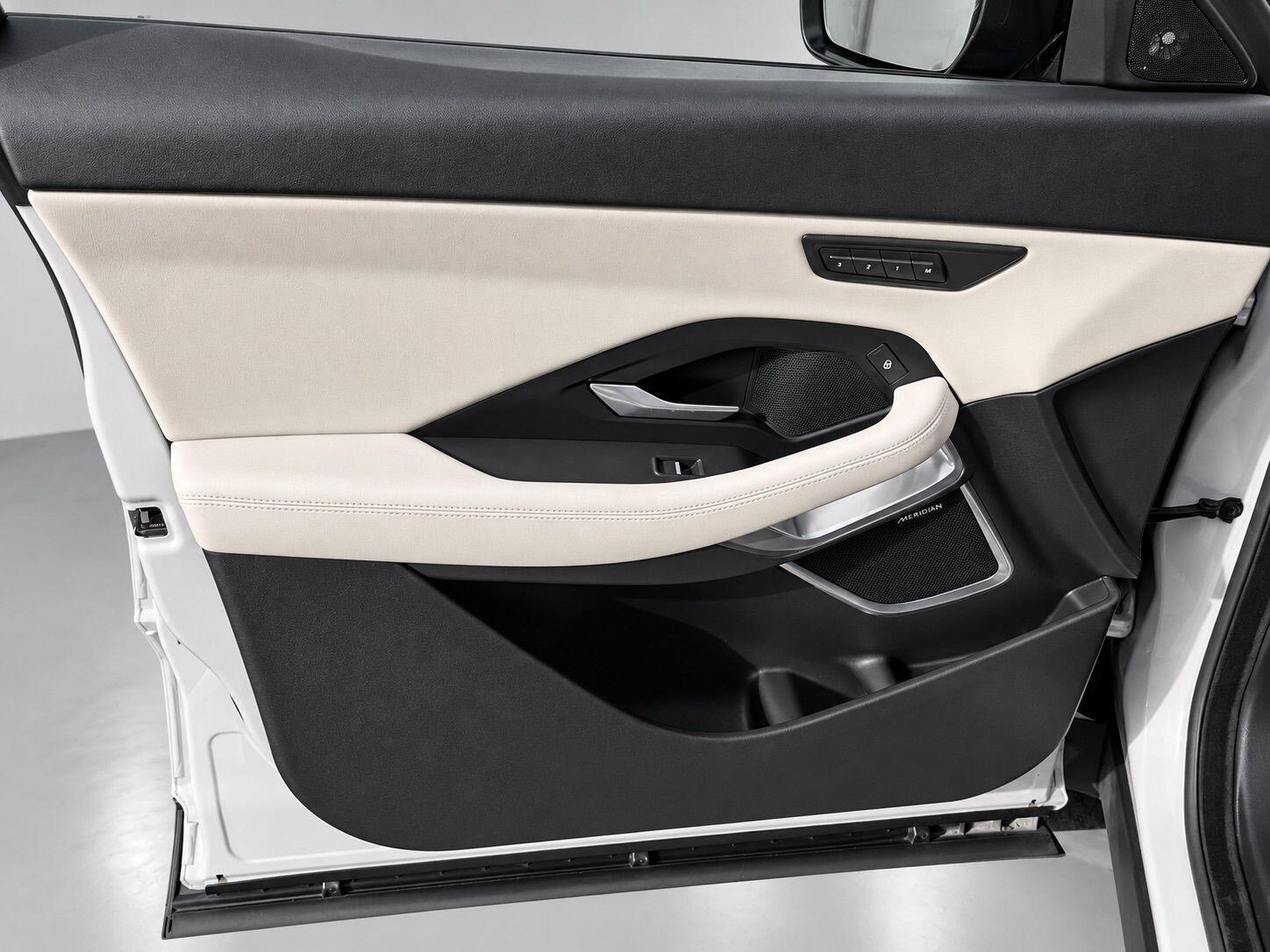 Jaguar E-Pace view 41