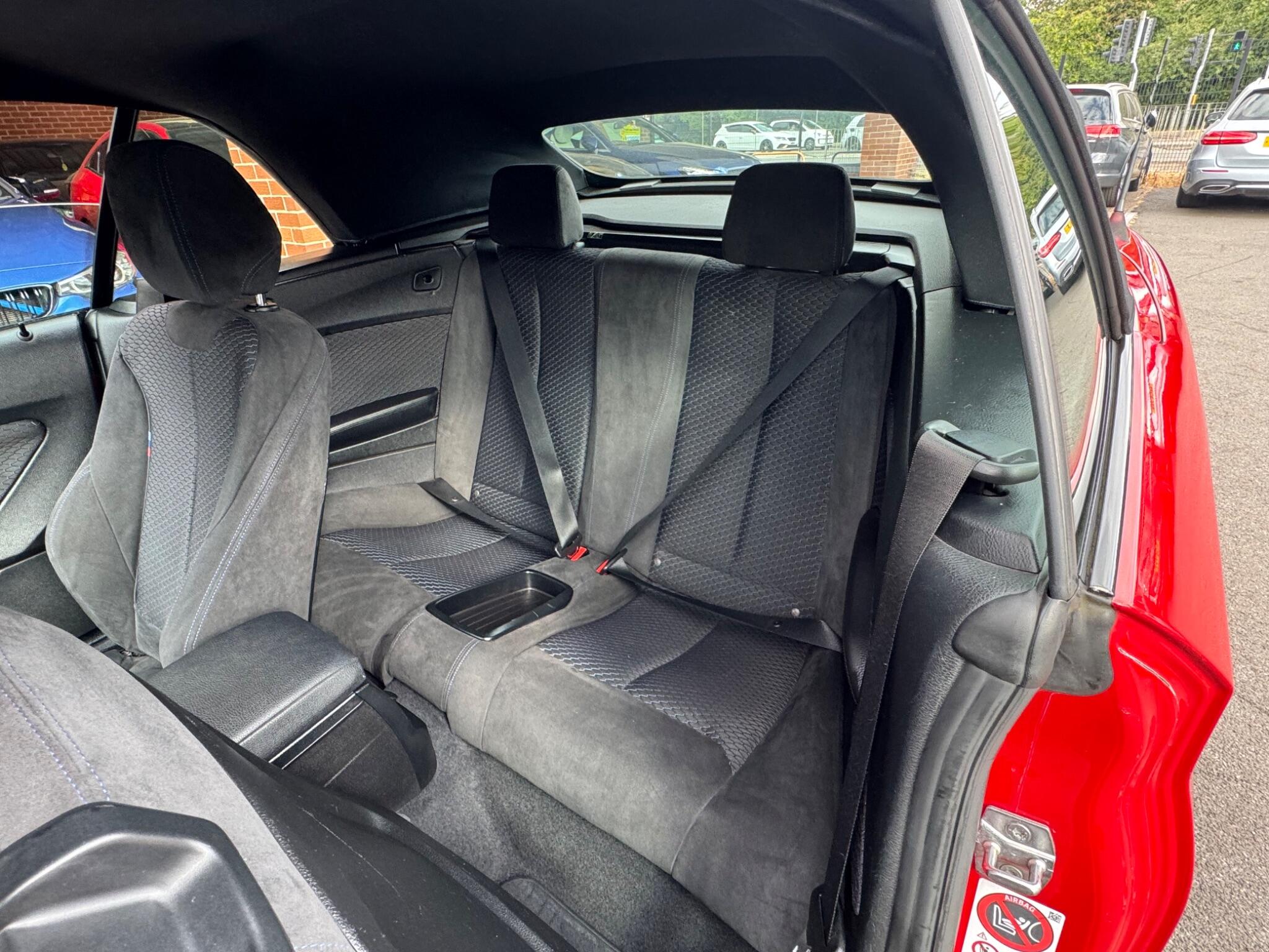 BMW 2 Series view 8
