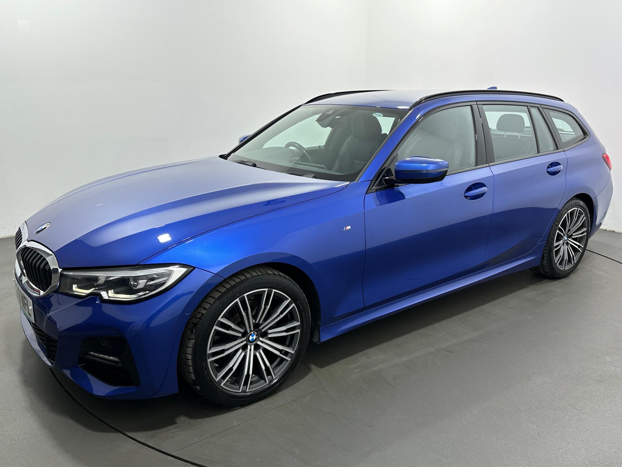 BMW 3 Series view 56