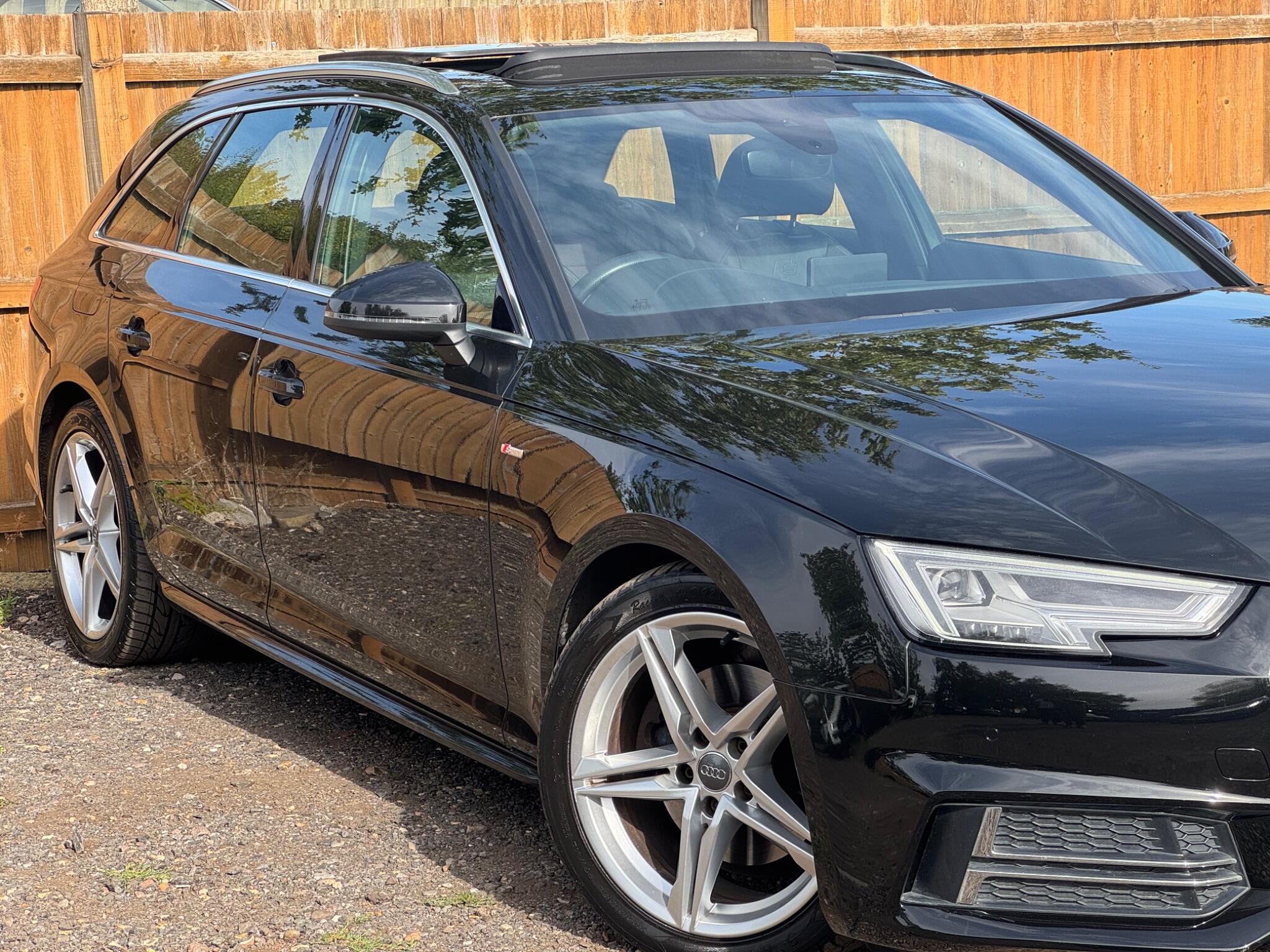 Audi A4 view 7