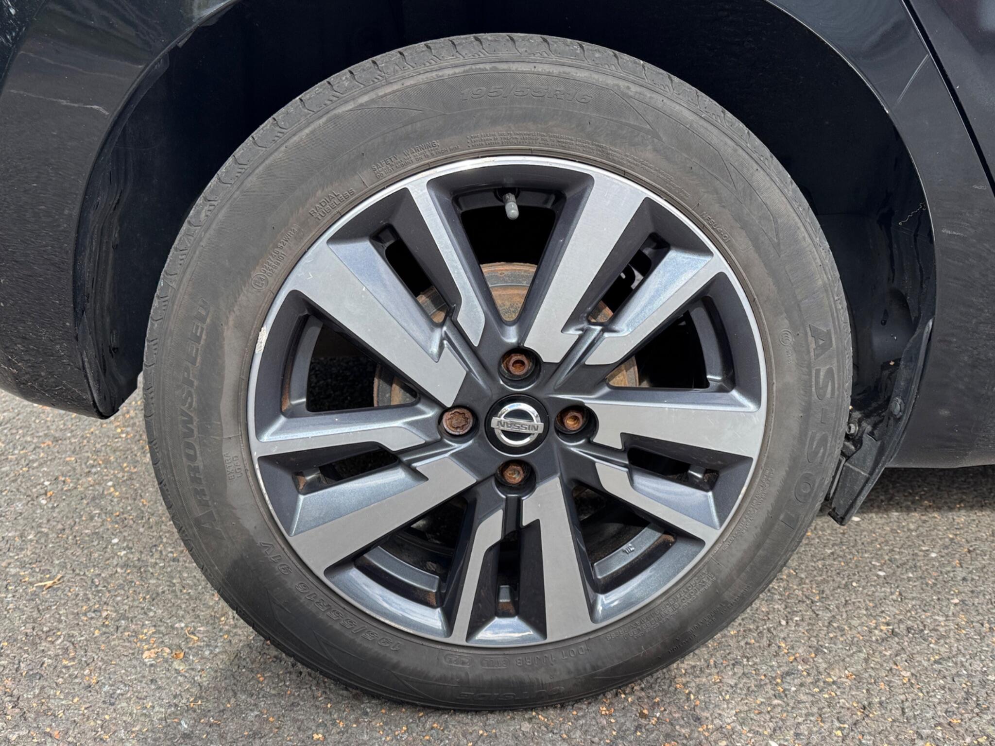 Nissan Micra view 18