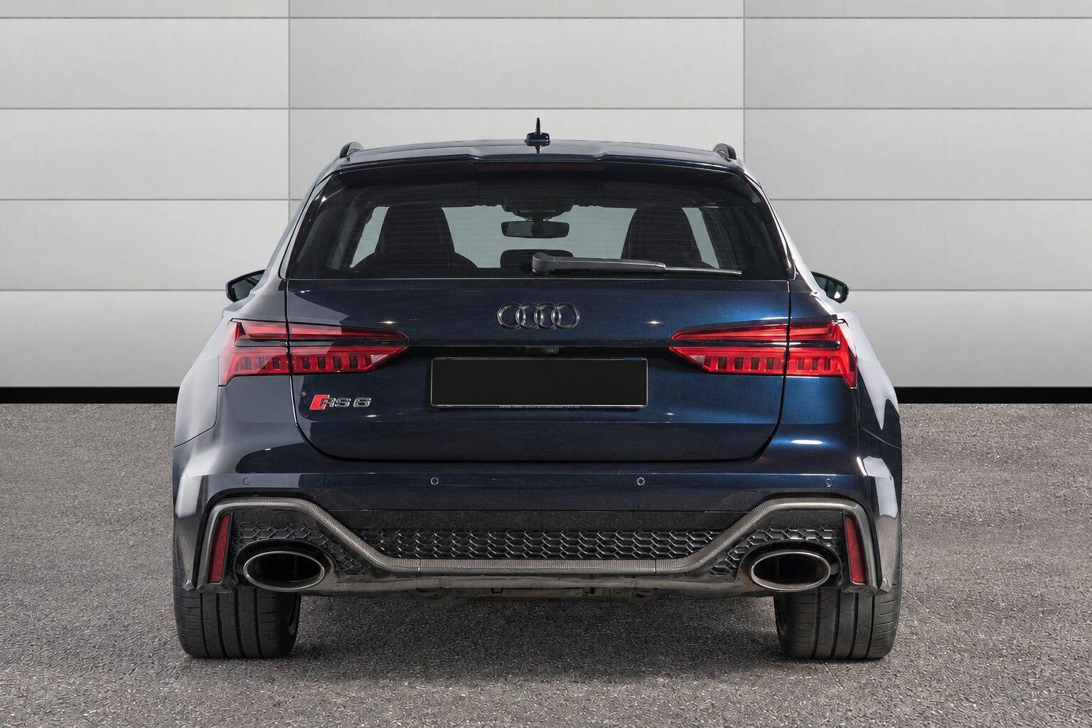 Audi RS6 view 5
