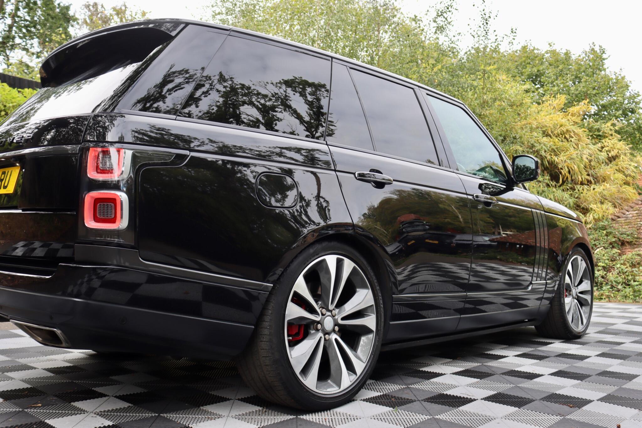Land Rover Range Rover view 82