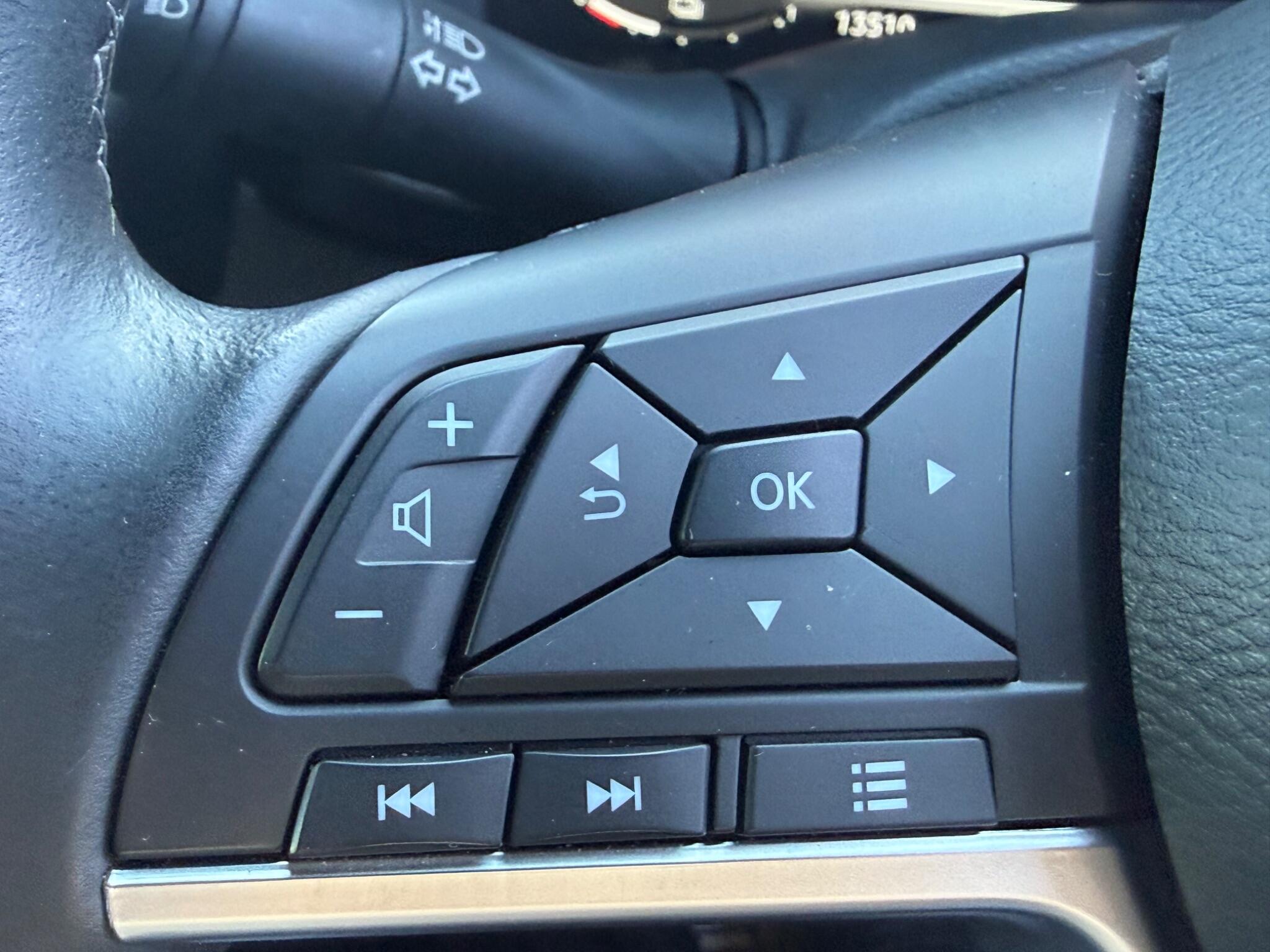 Nissan Juke view 12