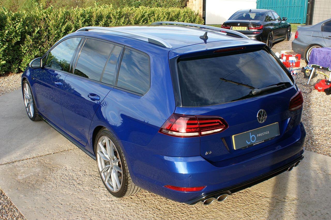 Volkswagen Golf view 18