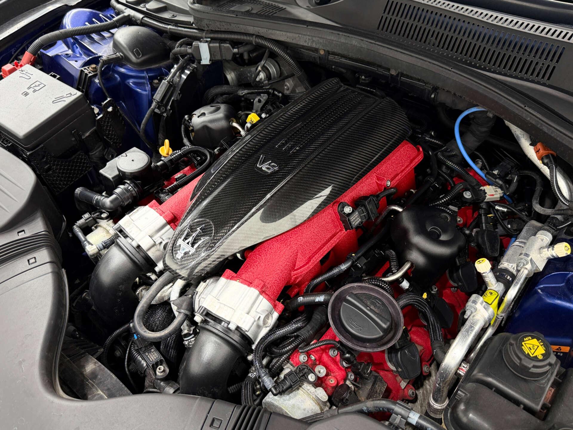 Maserati Ghibli view 37
