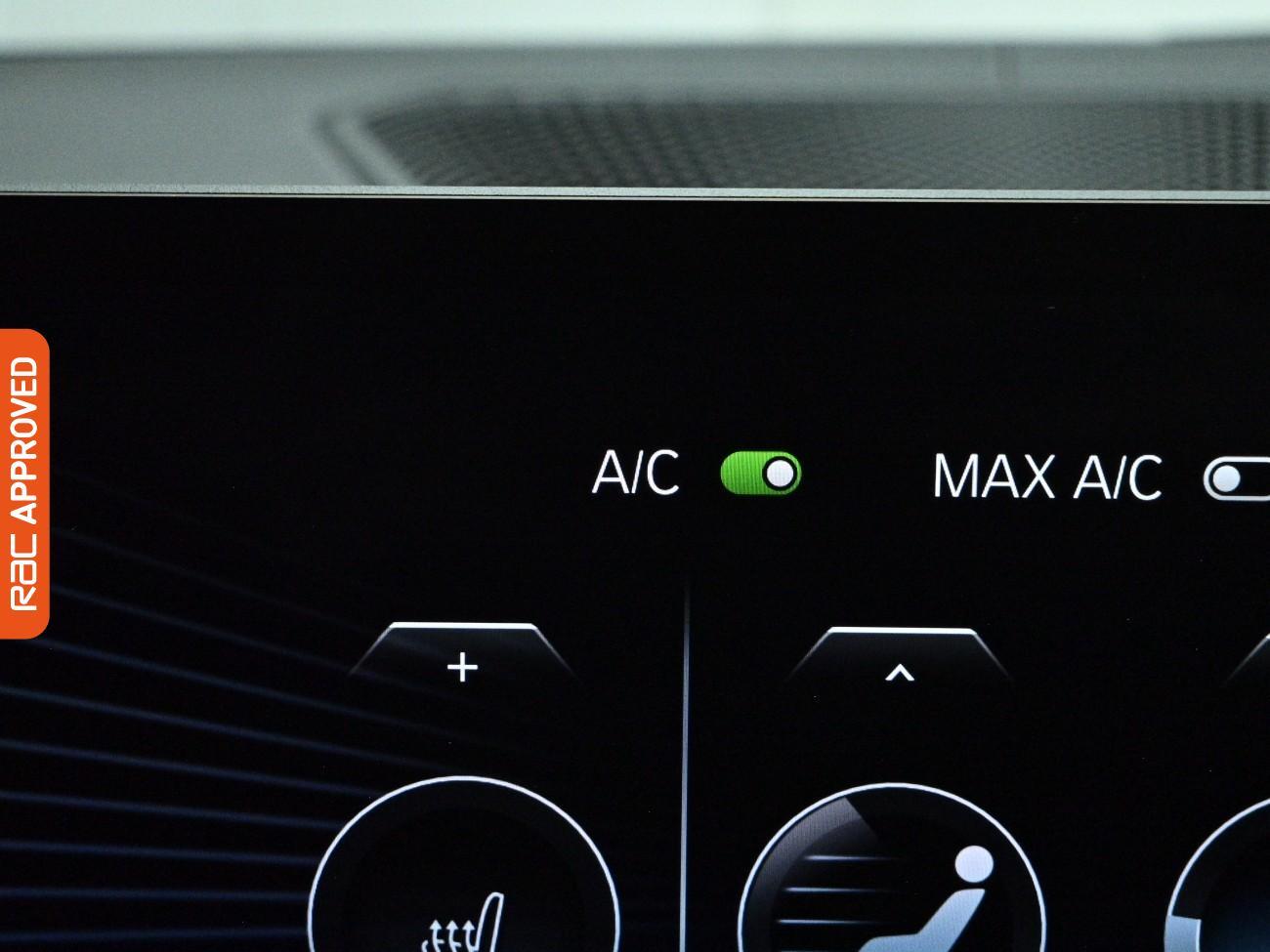 BMW I4 view 20