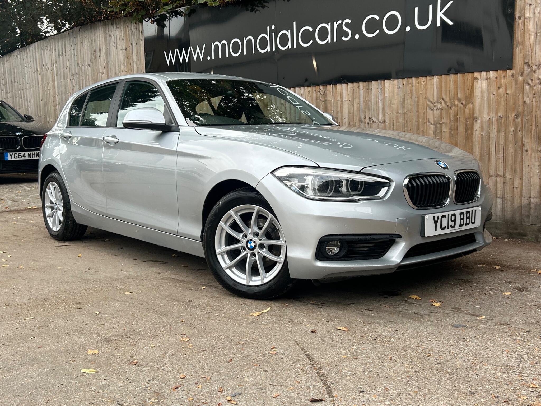 BMW 1 Series view 13