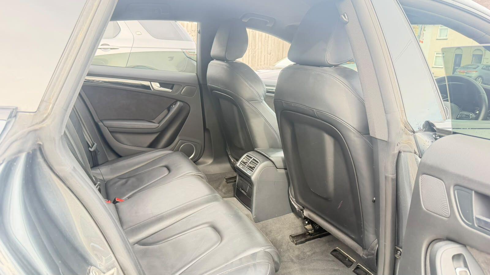 Audi A5 view 14