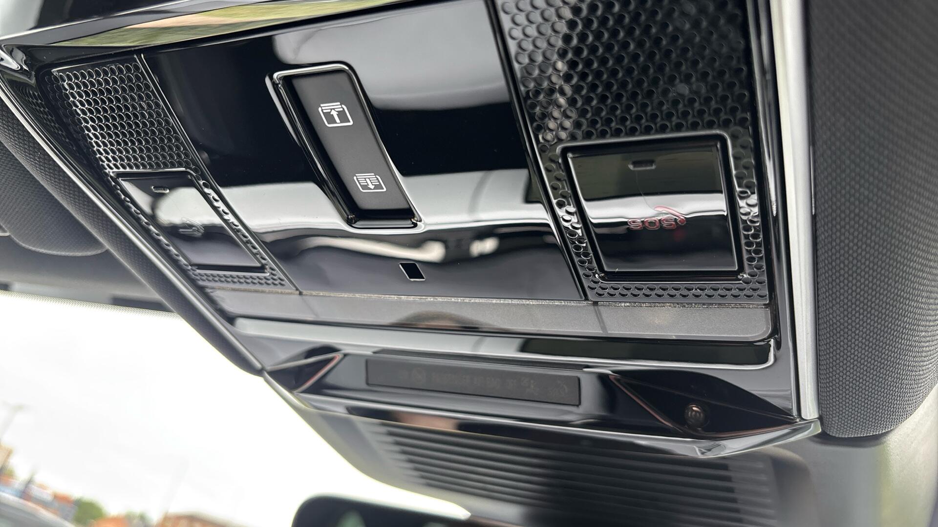 Land Rover Range Rover Sport view 44