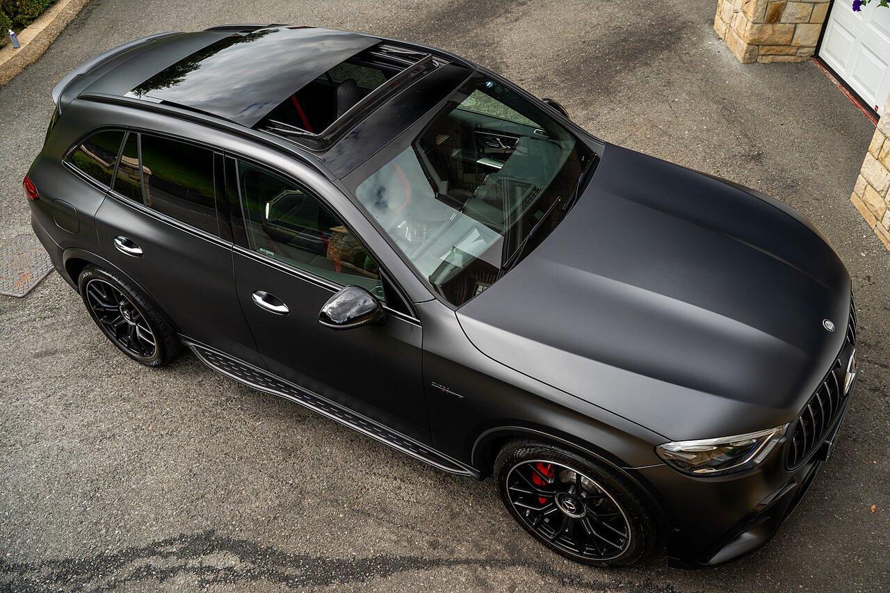 Mercedes-Benz GLC view 18