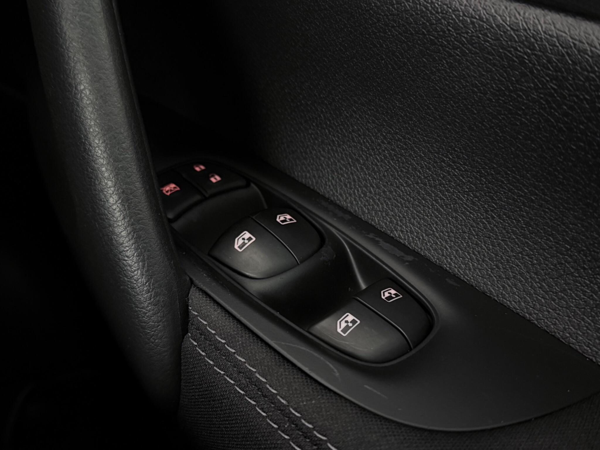 Nissan Qashqai view 19